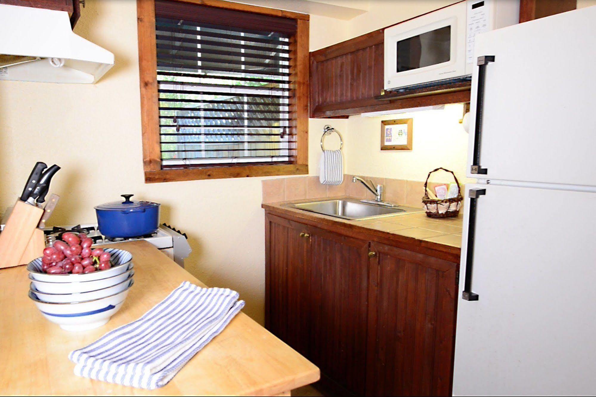 Inn On The Russian River Monte Rio Экстерьер фото